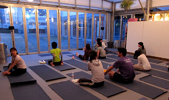 yoga_20110319_1.jpg